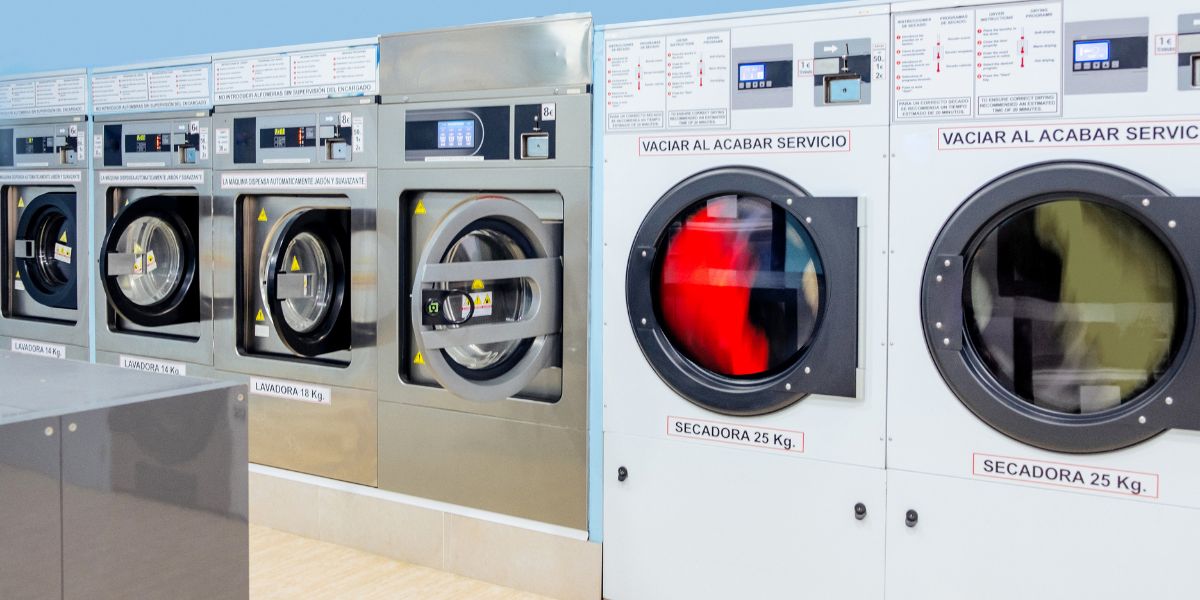 How to Save Time and Money at a Fort Worth, TX Laundromat